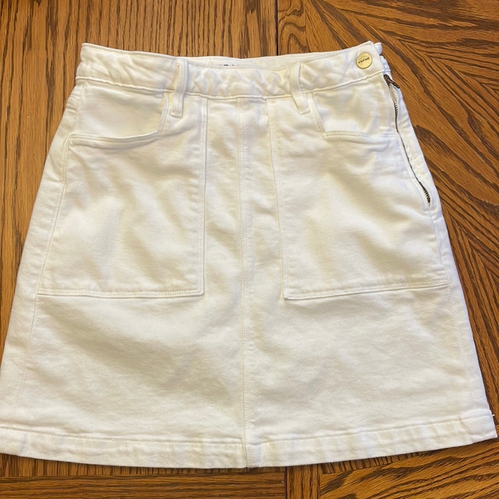 Frame Denim White Skirt Size 27